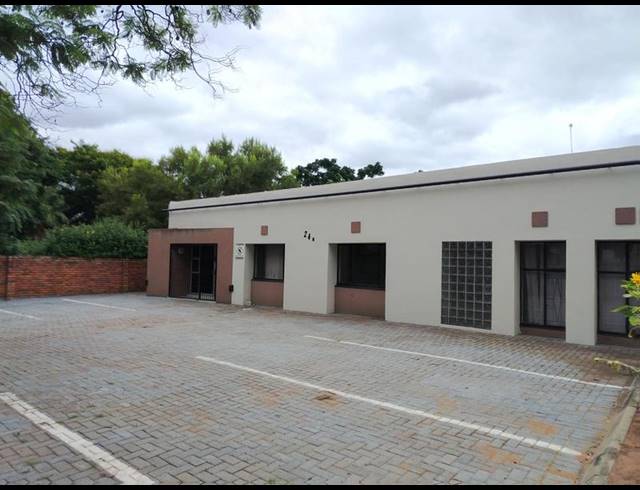 OFFICE PROPERTY TO RENT IN CAPRICORN